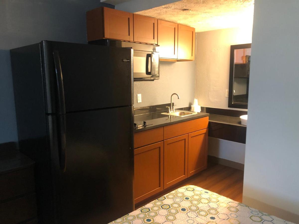 Days Inn By Wyndham Indianapolis South エクステリア 写真