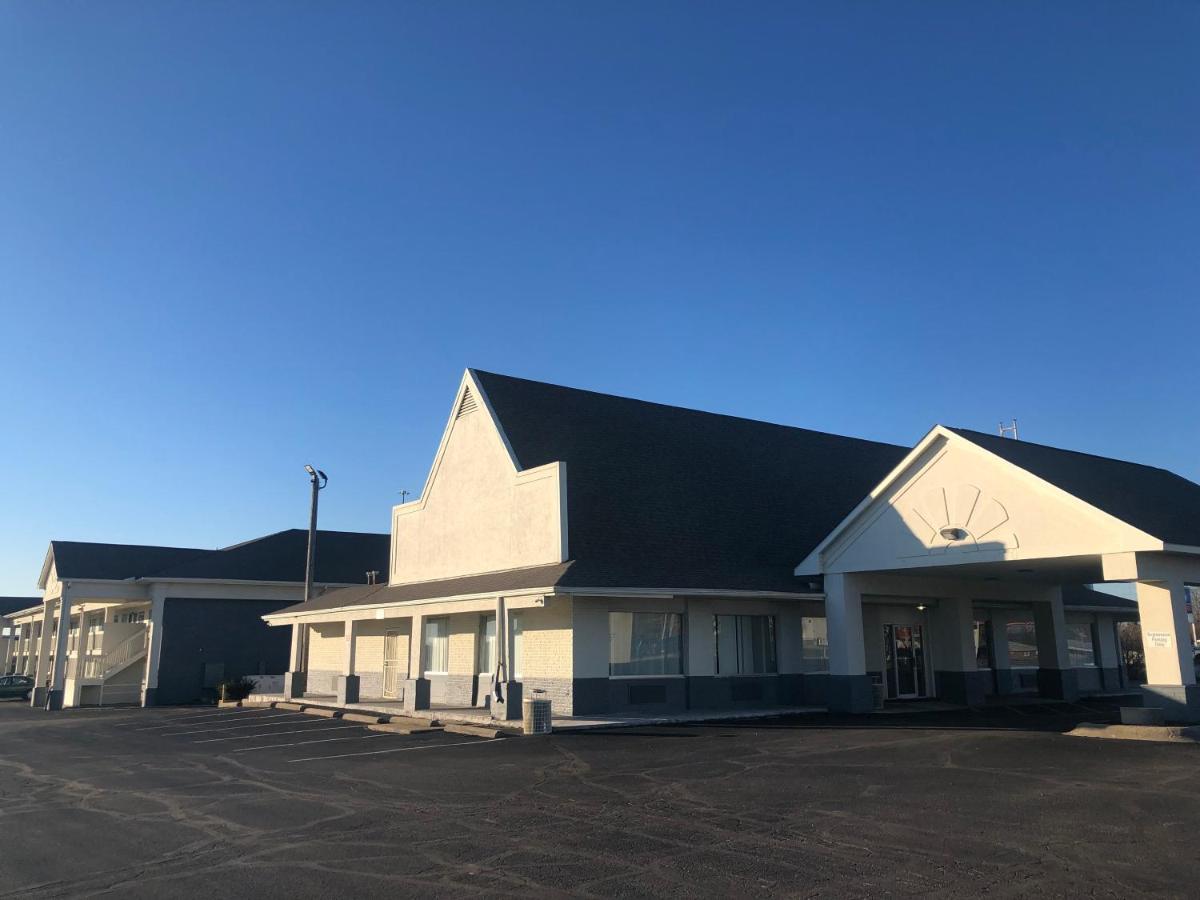 Days Inn By Wyndham Indianapolis South エクステリア 写真
