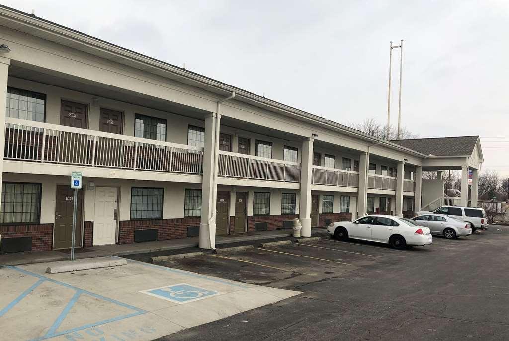 Days Inn By Wyndham Indianapolis South エクステリア 写真