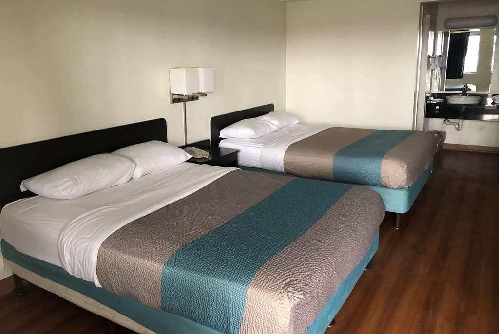 Days Inn By Wyndham Indianapolis South 部屋 写真