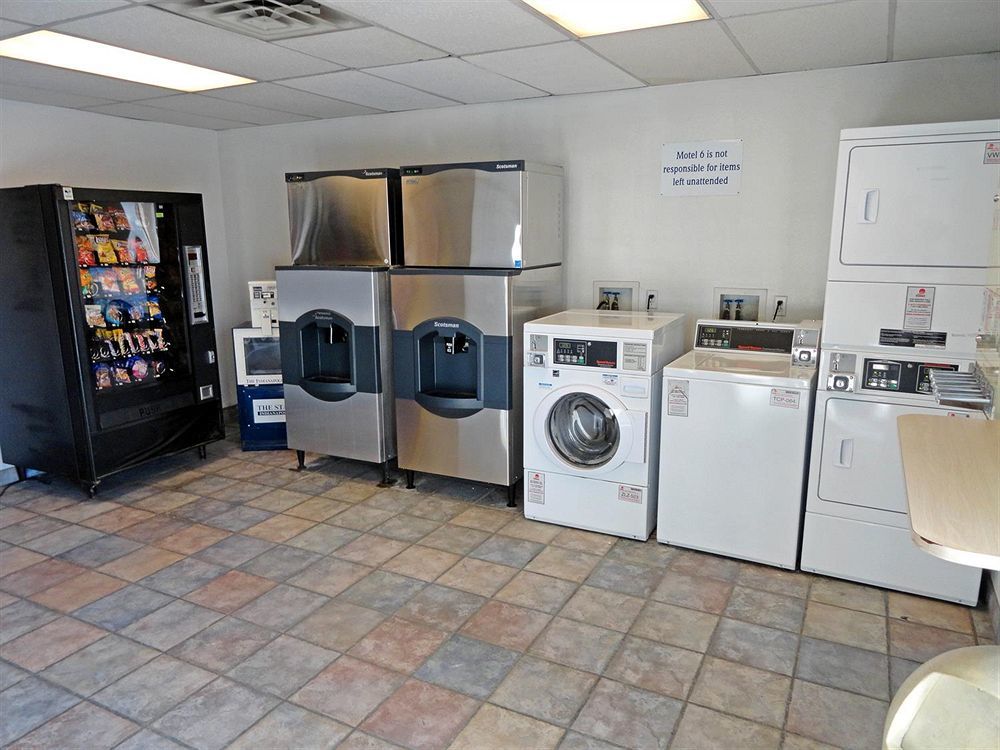 Days Inn By Wyndham Indianapolis South エクステリア 写真