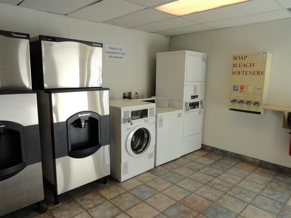 Days Inn By Wyndham Indianapolis South エクステリア 写真