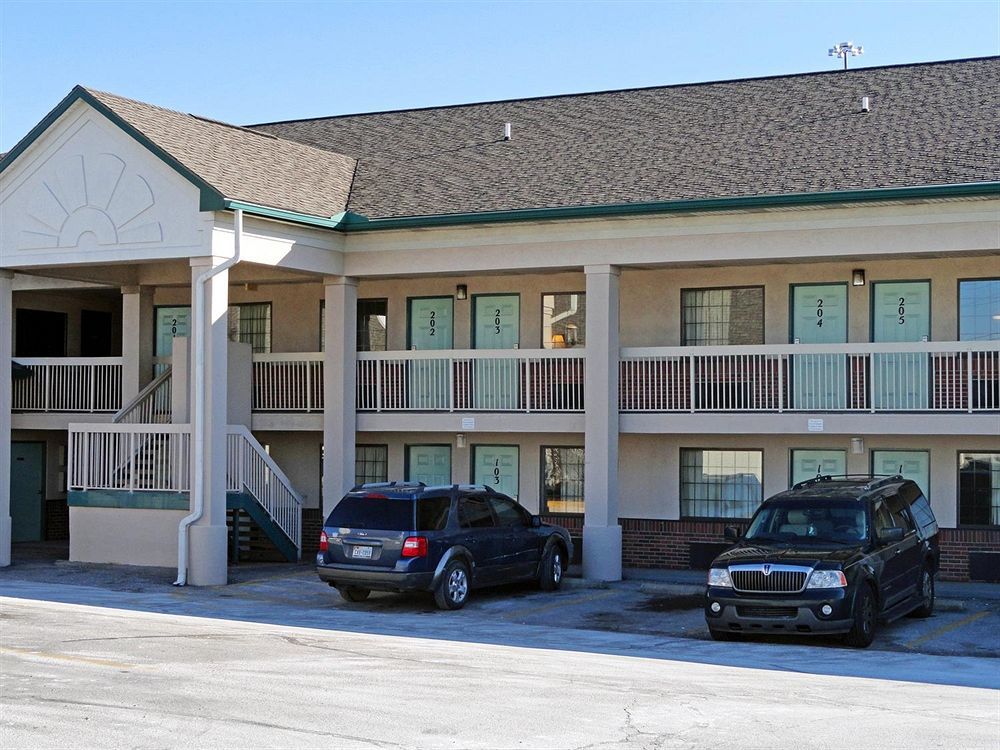 Days Inn By Wyndham Indianapolis South エクステリア 写真